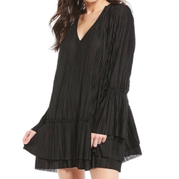 Free People Chic Edgy Mini Dress XS Black Preppy Old Money Classic Urban Euro - Picture 1 of 16